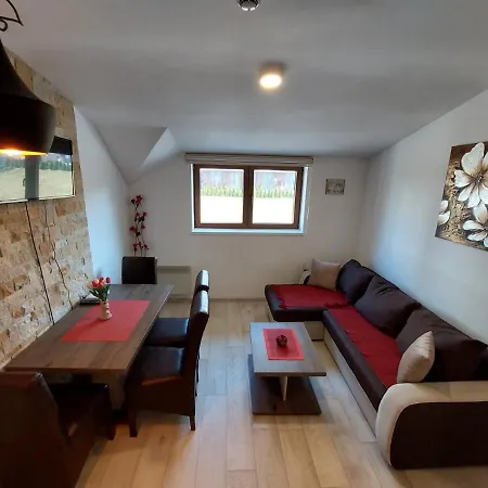 Apartment Am *